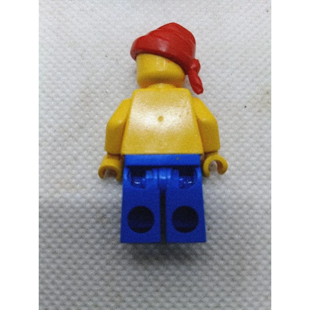 LEGO Pirates Minifigure Pirate - Blue White Stripes Shirt